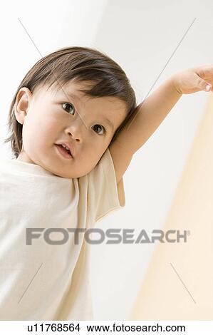 Picture - Baby. Fotosearch