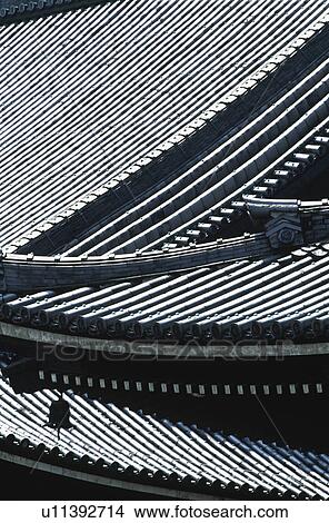Picture - Tiled roof. Fotosearch