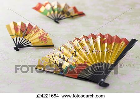 Picture - Fan. Fotosearch