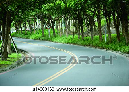 Stock Image - the tunnel, mountains, transportation, running, the highway, the mountain range, there are not persons. Fotosearch