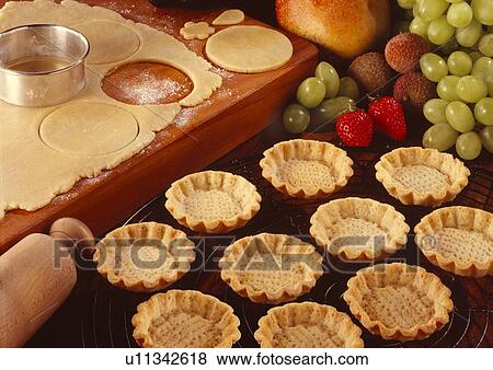 Stock Photo - Baking Tarts - Non Exclusive. Fotosearch