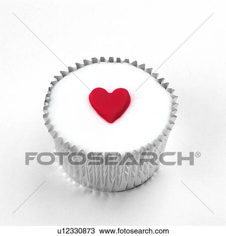 Valentines cup cake View Large Photo Image Stock Image - Valentines cup cake. Fotosearch