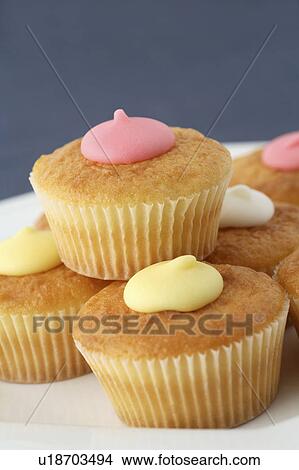 Picture - Fairy cakes. Fotosearch
