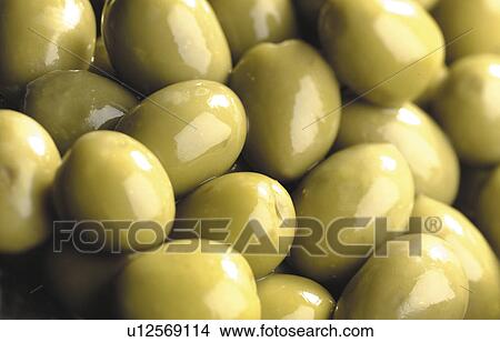 Picture - Fresh green olives. Fotosearch
