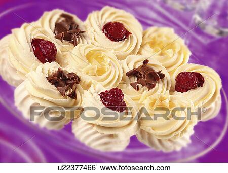 Minii pavlovas View Large Photo Image Stock Photograph - Minii pavlovas. Fotosearch