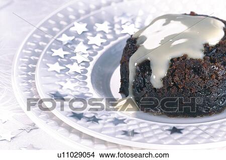 Picture - Xmas pudding. Fotosearch
