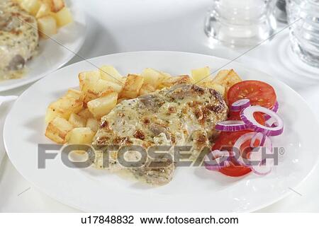 Chicken, garlic and mushroom sauce with saute potatoes View Large Photo Image Stock Image - Chicken, garlic and mushroom sauce with saute potatoes. Fotosearch
