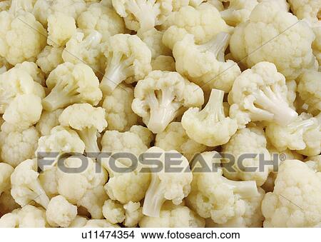 Picture - Cooked Cauliflower - Non Exclusive. Fotosearch