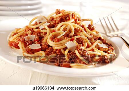 Picture - Spaghetti Bolognese - Non Exclusive. Fotosearch