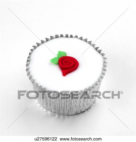 Valentines cup cake View Large Photo Image Stock Image - Valentines cup cake. Fotosearch