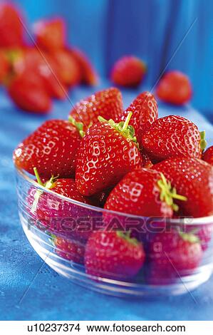 Picture - Fresh organic strawberries. Fotosearch