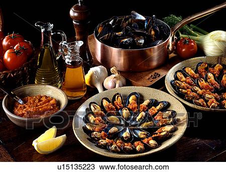 Stock Image - Mussels. Fotosearch