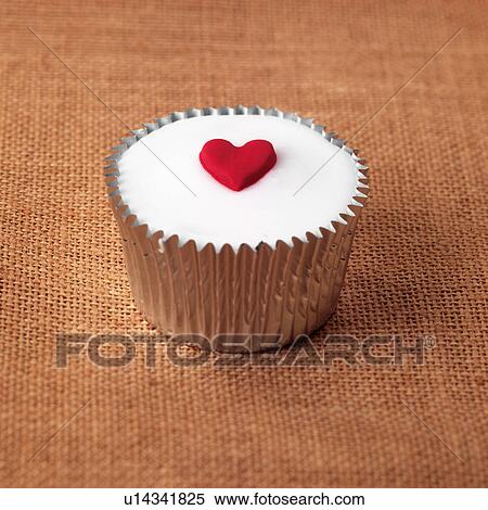 Stock Photography - Valentines cup cake. Fotosearch