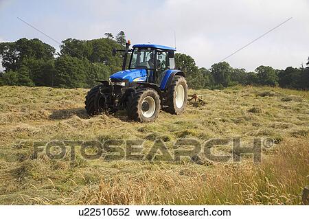 Stock Image - Harvest/ tractor. Fotosearch