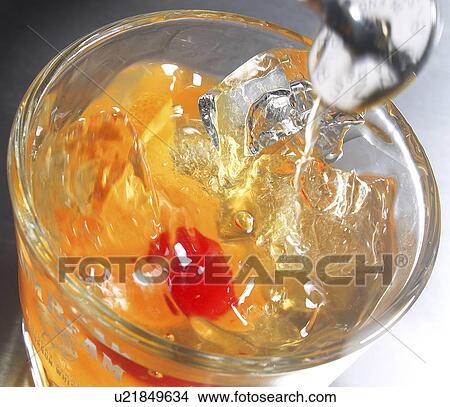 Picture - Retro Cocktail. Fotosearch