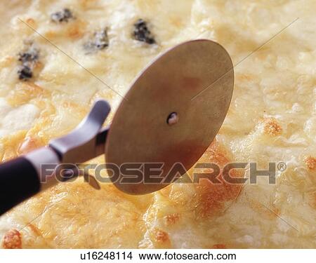 Picture - Pizza, Close Up. Fotosearch