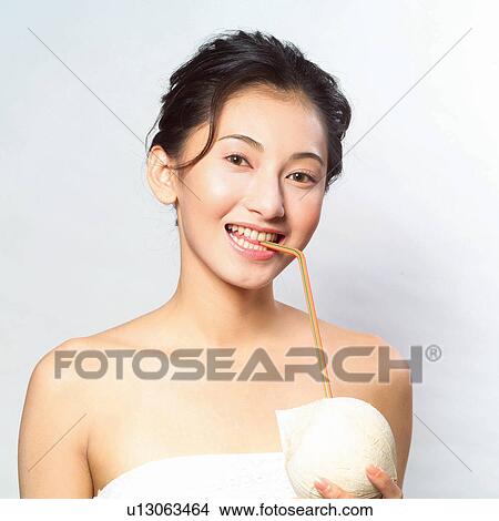 Dieting, Asian Ethnicity, Refreshment, Youth Culture, Human Face View Large Photo Image Picture - Dieting, Asian Ethnicity, Refreshment, Youth Culture, Human Face. Fotosearch
