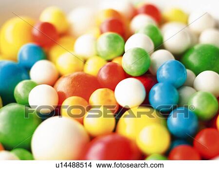 Picture - Chewing gum Ball. Fotosearch