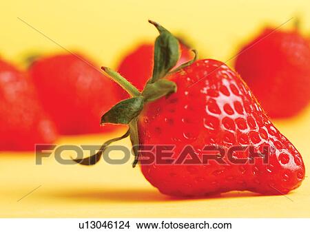 Picture - blurred, close-up, fresh fruit, freshness. Fotosearch