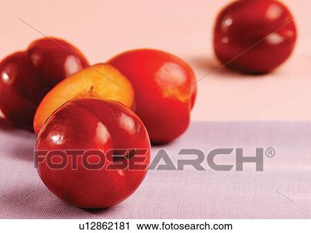 Stock Image - close-up, cut, fresh fruit, freshness. Fotosearch