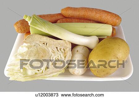 Stock Image - Supermarket, Food, Tray, Vegetable, Vegetables, Carrot, Carrots. Fotosearch