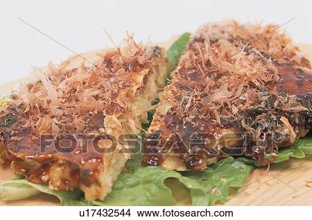 Picture - Halved Vegetable Pie. Fotosearch