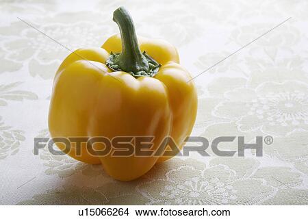 Picture - Single yellow bell pepper. Fotosearch
