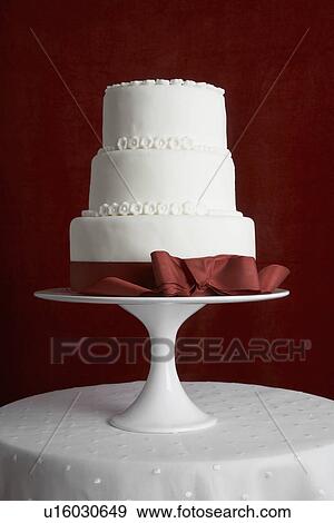Stock Photo - Wedding cake. Fotosearch