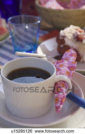 Stock Photograph - Beverage, Cup, Cream, Cake, Arrangement. Fotosearch