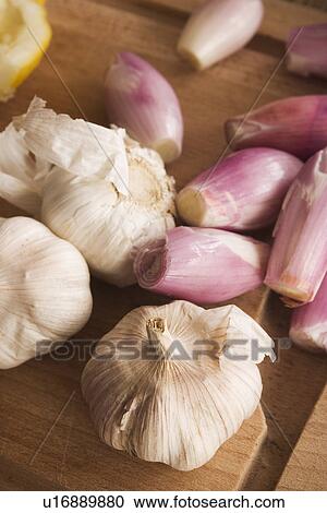 Stock Image - Bulb, Food, Food And Drink, Fresh. Fotosearch