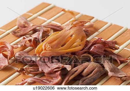 Close-up of dried Mace blades on a place mat View Large Photo Image Stock Photograph - Close-up of dried Mace blades on a place mat. Fotosearch