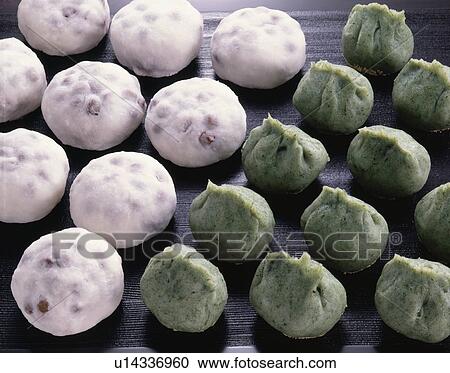 Mugwort Rice Cake And Sweet Bean Rice Cake View Large Photo Image Stock Image - Mugwort Rice Cake And Sweet Bean Rice Cake. Fotosearch