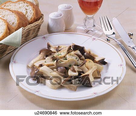 Butter Saute Of Pleurotus Eryngii View Large Photo Image Stock Photograph - Butter Saute Of Pleurotus Eryngii. Fotosearch