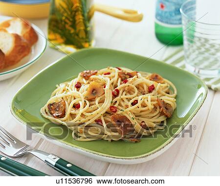 Garlic spaghetti View Large Photo Image Stock Photograph - Garlic spaghetti. Fotosearch