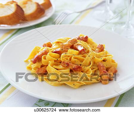 Picture - Spaghetti carbonara. Fotosearch