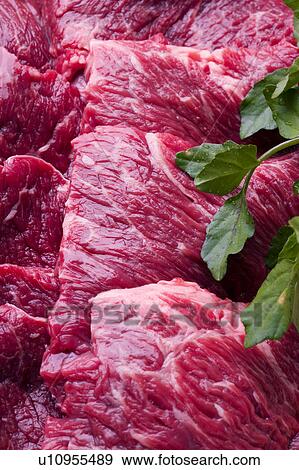 Stock Photo - Chuck-Roll. Fotosearch