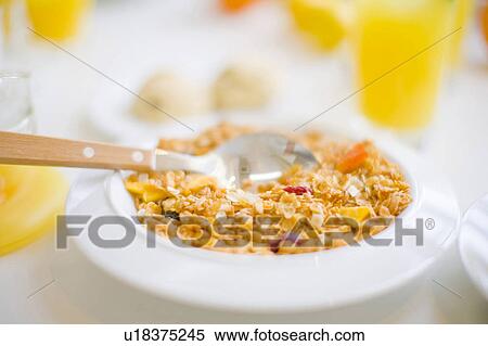 Stock Photography - Cereal. Fotosearch