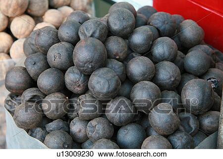 Stock Image - dubai, commerce, trade, poeple, arabic, spicies, spicy. Fotosearch