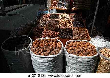 Stock Image - dubai, commerce, trade, poeple, arabic, spicies, spicy. Fotosearch
