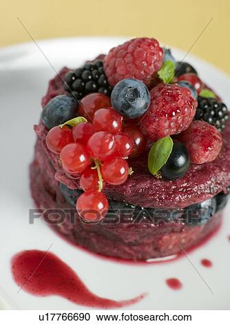 Individual Summer Pudding View Large Photo Image Stock Image - Individual Summer Pudding. Fotosearch