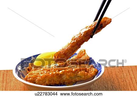 Picture - Close-up of Chinese shrimp rolls. Fotosearch