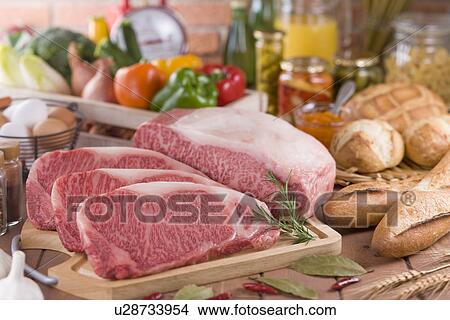 Picture - Grocery. Fotosearch