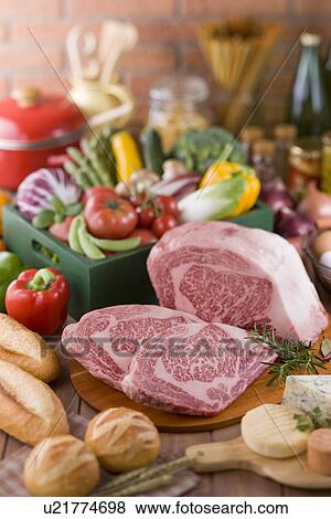 Stock Photo - Grocery. Fotosearch