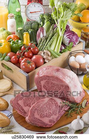 Stock Photo - Grocery. Fotosearch
