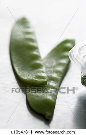 Stock Image - Mangetout. Fotosearch