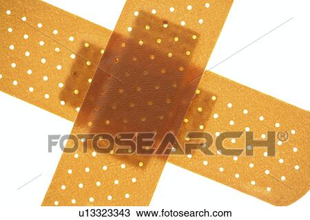 Stock Image - freigestellt, aid, close-up, connect, doctor, first, germany. Fotosearch
