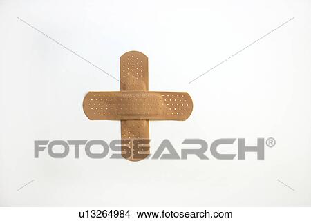 Picture - freigestellt, aid, connect, doctor, first, germany, injury. Fotosearch