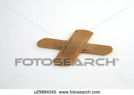Stock Photography - freigestellt, aid, connect, doctor, first, germany, injury. Fotosearch