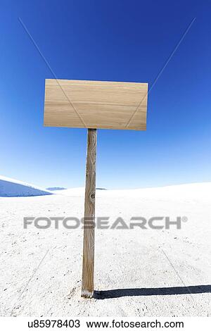 Drawing - Blank sign in desert. Fotosearch