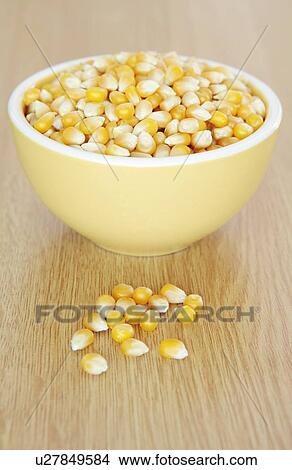 Stock Illustration - Popping corn. Fotosearch